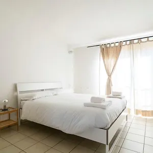 Appartamento Primopiano - Garofalo A, Milano